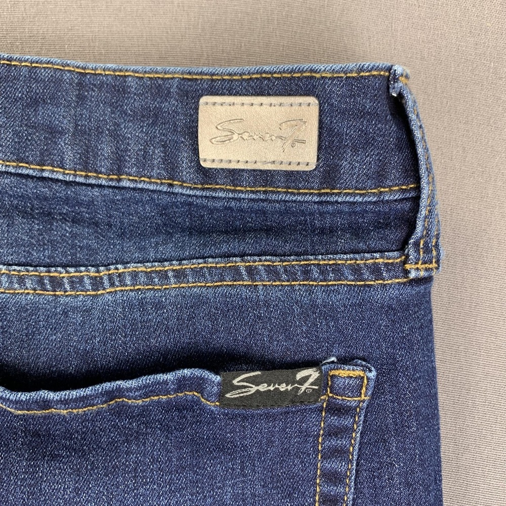 Seven7 Shorts Women 12 (36) Dark Wash Blue Weekend Short Denim Jean Stretch Jort - Picture 2 of 15